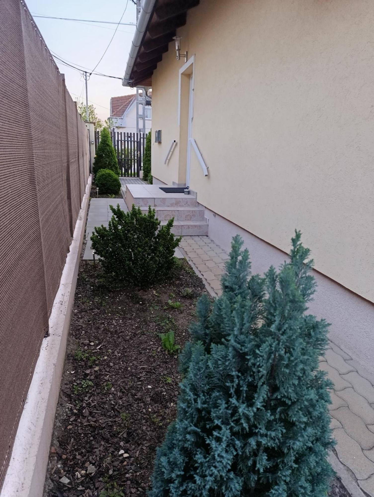 Budapest Airport Apartment Exterior photo